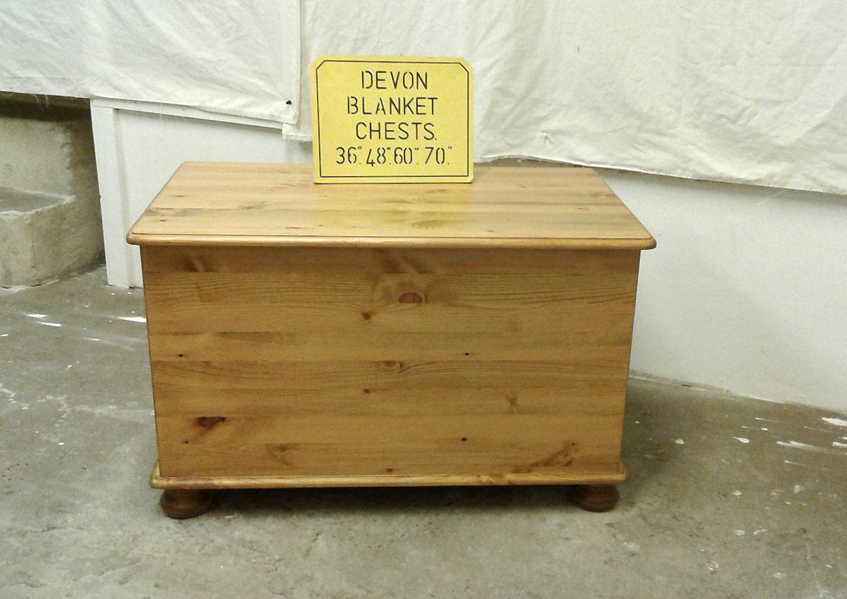 Devon Pine Blanket Boxes