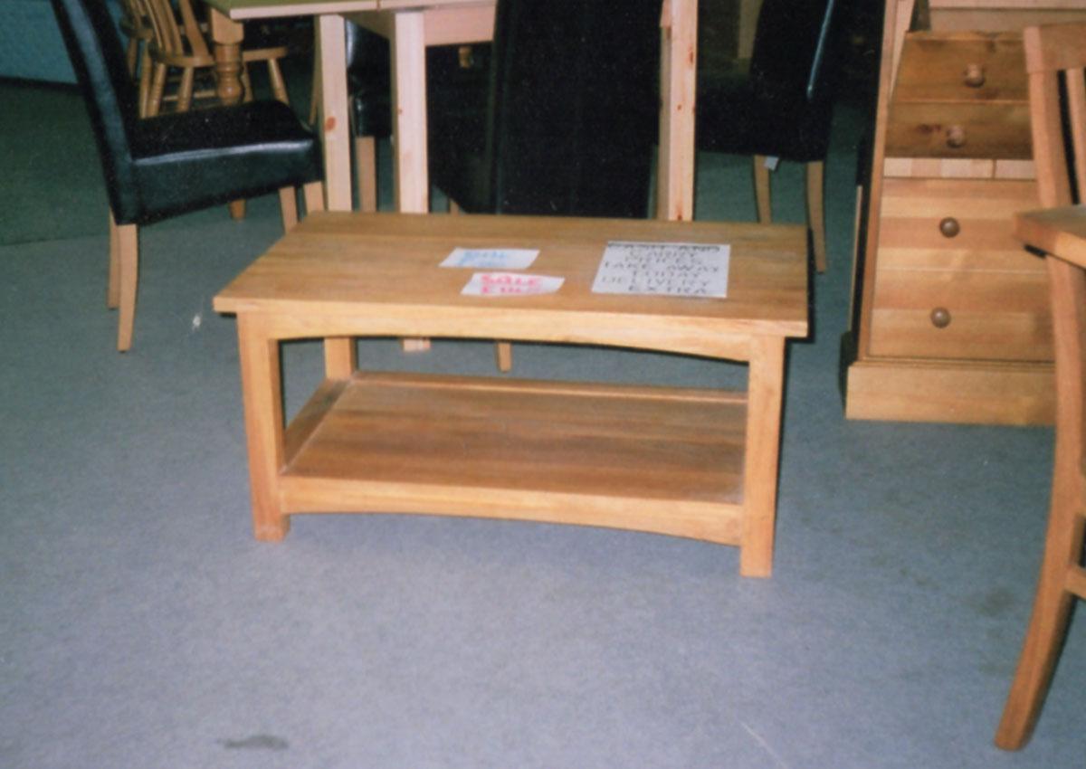 Oak Coffee Tables and Occasional Tables
