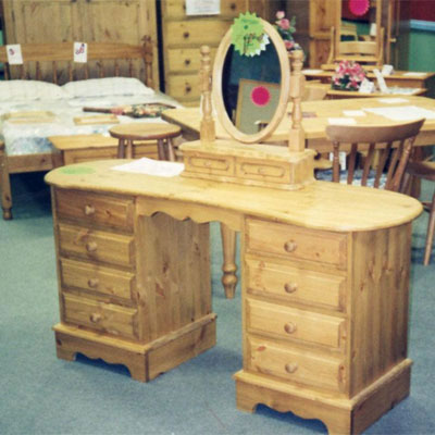 View a selection of our pine dressing tables